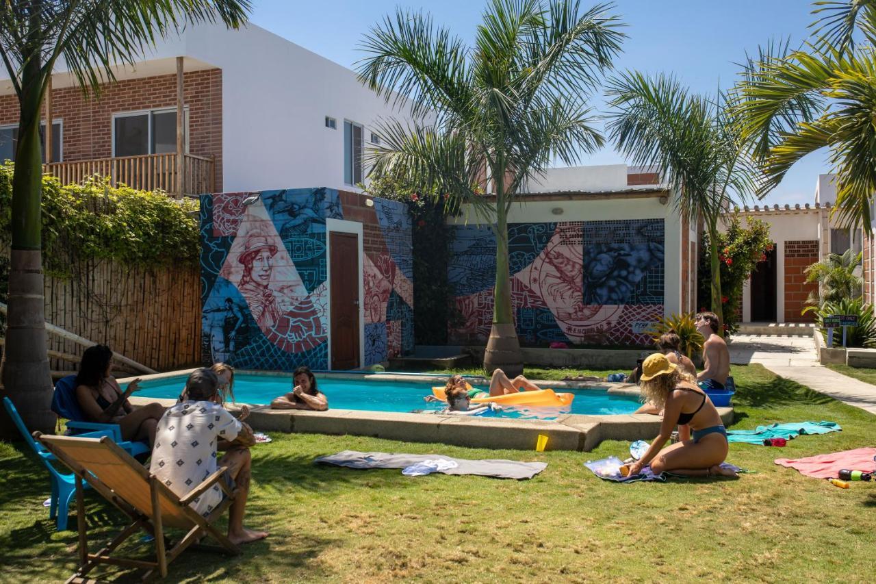 ホテル Free Spirit Ecuador, Puerto Engabao エクステリア 写真