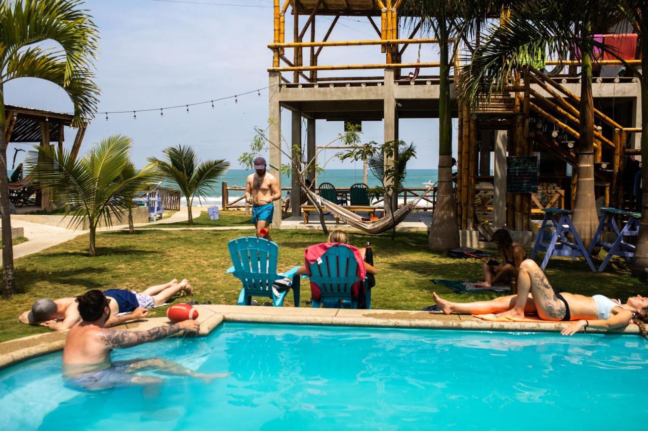 ホテル Free Spirit Ecuador, Puerto Engabao エクステリア 写真